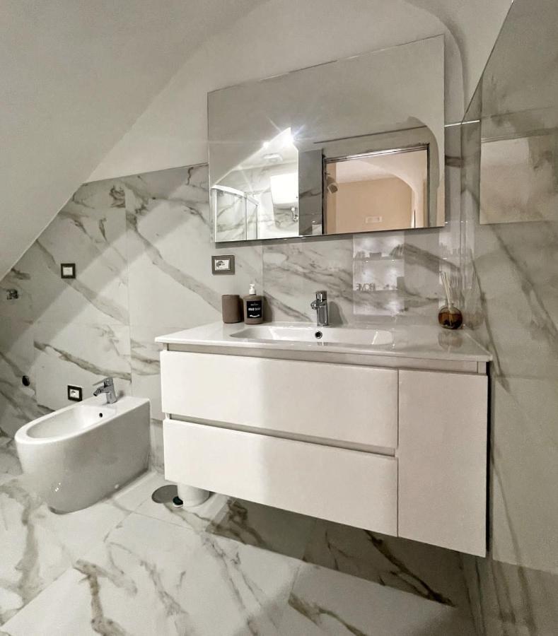 Re Ferdinando Apartment Napoli Eksteriør bilde