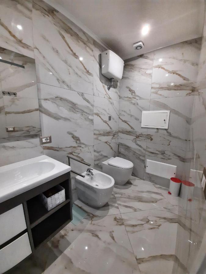 Re Ferdinando Apartment Napoli Eksteriør bilde